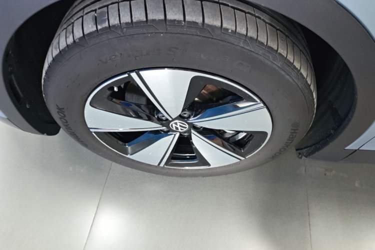 Used Volkswagen ID.4 X 2025 Smart Version Pure & Intelligent Enjoyment Edition Left Front Wheel Hub