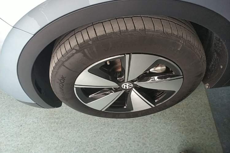 Used Volkswagen ID.4 X 2025 Smart Version Pure & Intelligent Enjoyment Edition Left Front Wheel Hub