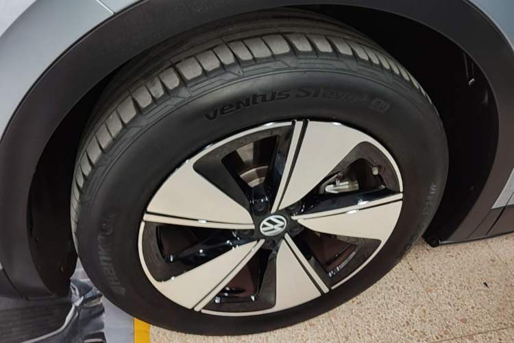 Used Volkswagen ID.4 X 2025 Smart Version Pure & Intelligent Enjoyment Edition Left Front Wheel Hub
