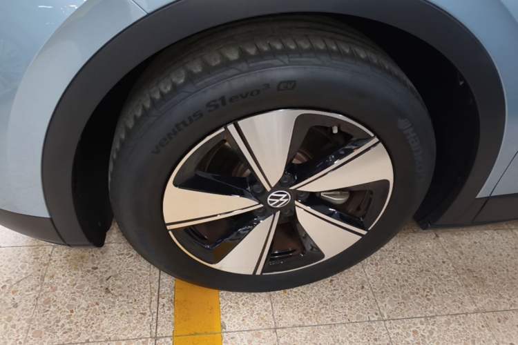 Used Volkswagen ID.4 X 2025 Smart Version Pure & Intelligent Enjoyment Edition Left Front Wheel Hub