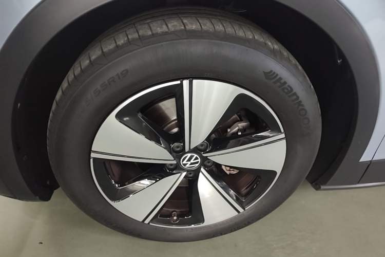 Used Volkswagen ID.4 X 2025 Smart Version Pure & Intelligent Enjoyment Edition Left Front Wheel Hub