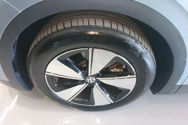 Used Volkswagen ID.4 X 2025 Smart Version Pure & Intelligent Enjoyment Edition Left Front Wheel Hub