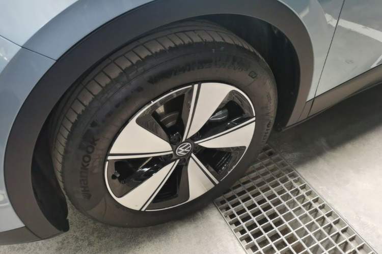 Used Volkswagen ID.4 X 2025 Smart Version Pure & Intelligent Enjoyment Edition Left Front Wheel Hub