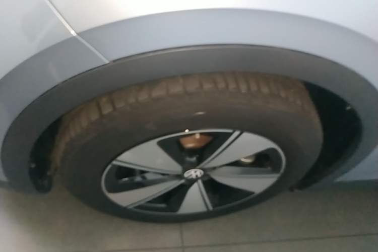 Used Volkswagen ID.4 X 2025 Smart Version Pure & Intelligent Enjoyment Edition Left Front Wheel Hub