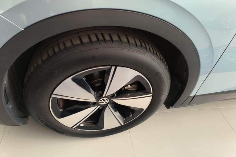 Used Volkswagen ID.4 X 2025 Smart Version Pure & Intelligent Enjoyment Edition Left Front Wheel Hub