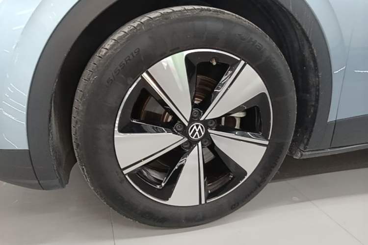 Used Volkswagen ID.4 X 2025 Smart Version Pure & Intelligent Enjoyment Edition Left Front Wheel Hub