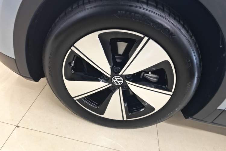 Used Volkswagen ID.4 X 2025 Smart Version Pure & Intelligent Enjoyment Edition Left Front Wheel Hub