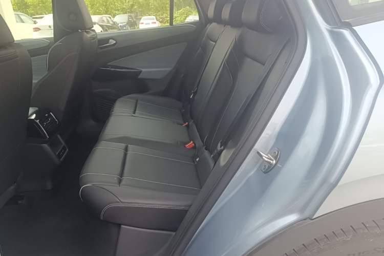 Used Volkswagen ID.4 X 2025 Smart Version Pure & Intelligent Enjoyment Edition Left Rear Seat