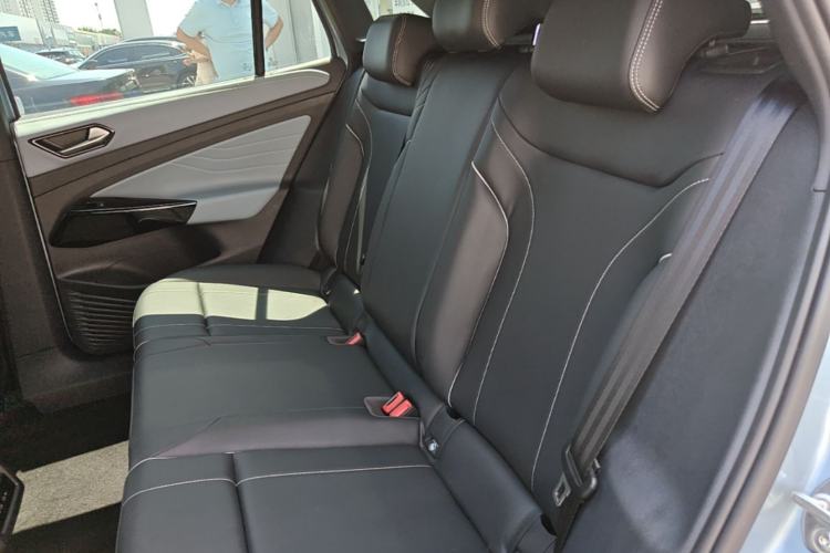 Used Volkswagen ID.4 X 2025 Revised Version Smart Edition Purely Intelligent Enjoyment Version Left Rear Seat