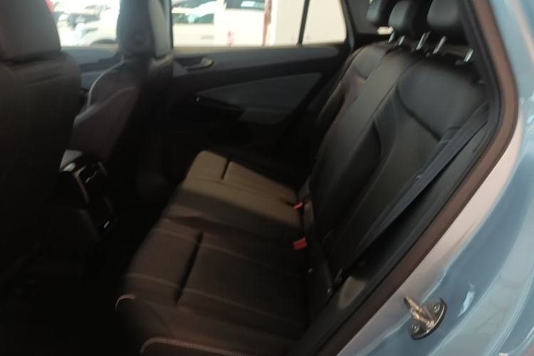 Used Volkswagen ID.4 X 2025 Smart Version Pure & Intelligent Enjoyment Edition Left Rear Seat