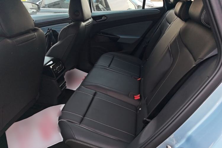 Used Volkswagen ID.4 X 2025 Smart Version Pure & Intelligent Enjoyment Edition Left Rear Seat
