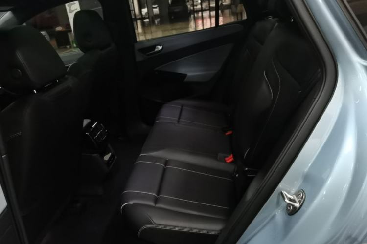 Used Volkswagen ID.4 X 2025 Smart Version Pure & Intelligent Enjoyment Edition Left Rear Seat