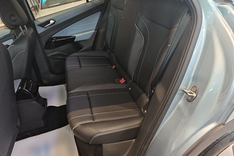 Used Volkswagen ID.4 X 2025 Smart Version Pure & Intelligent Enjoyment Edition Left Rear Seat