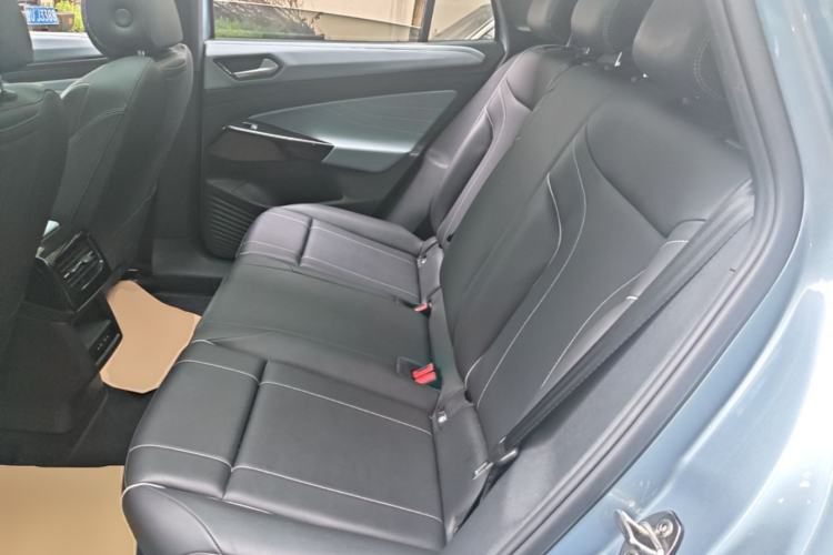 Used Volkswagen ID.4 X 2025 Smart Version Pure & Intelligent Enjoyment Edition Left Rear Seat