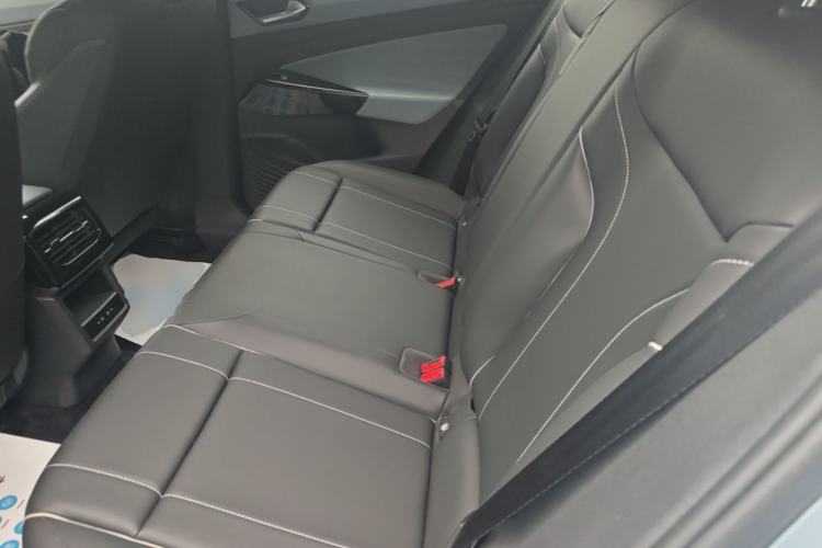 Used Volkswagen ID.4 X 2025 Smart Version Pure & Intelligent Enjoyment Edition Left Rear Seat
