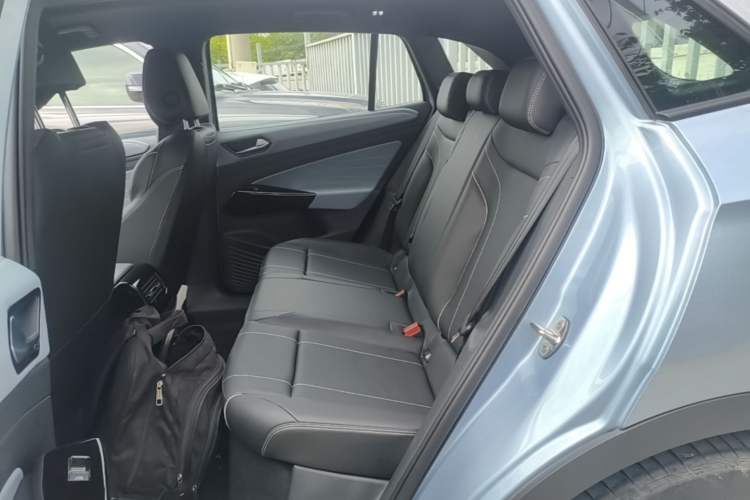 Used Volkswagen ID.4 X 2025 Smart Version Pure & Intelligent Enjoyment Edition Left Rear Seat