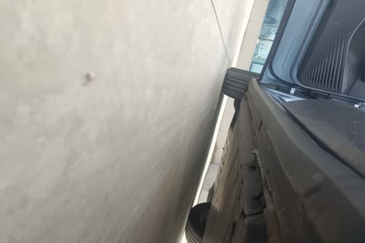 Used Volkswagen ID.4 X 2025 Smart Version Pure & Intelligent Enjoyment Edition Left Side Sill