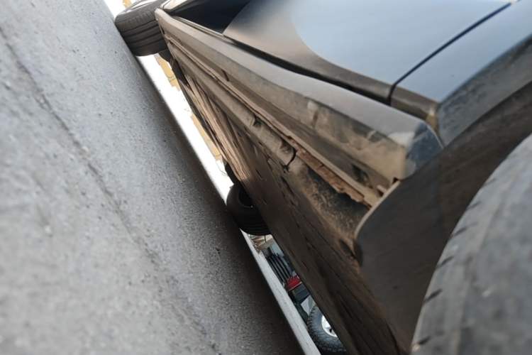 Used Volkswagen ID.4 X 2025 Smart Version Pure & Intelligent Enjoyment Edition Left Side Sill