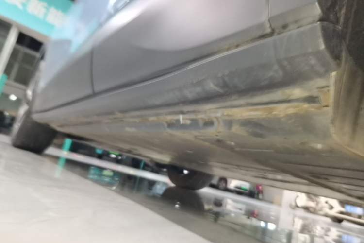 Used Volkswagen ID.4 X 2025 Smart Version Pure & Intelligent Enjoyment Edition Left Side Sill