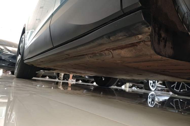 Used Volkswagen ID.4 X 2025 Smart Version Pure & Intelligent Enjoyment Edition Left Side Sill