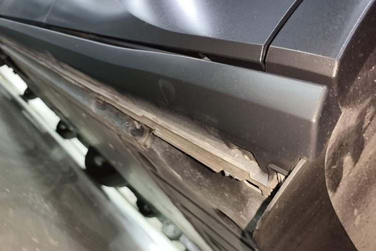 Used Volkswagen ID.4 X 2025 Smart Version Pure & Intelligent Enjoyment Edition Left Side Sill
