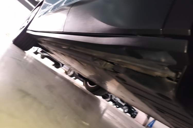 Used Volkswagen ID.4 X 2025 Smart Version Pure & Intelligent Enjoyment Edition Left Side Sill