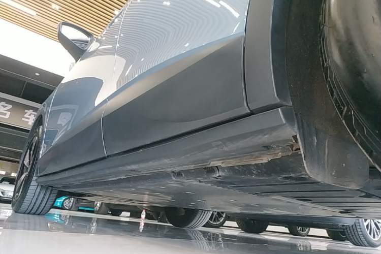 Used Volkswagen ID.4 X 2025 Smart Version Pure & Intelligent Enjoyment Edition Left Side Sill