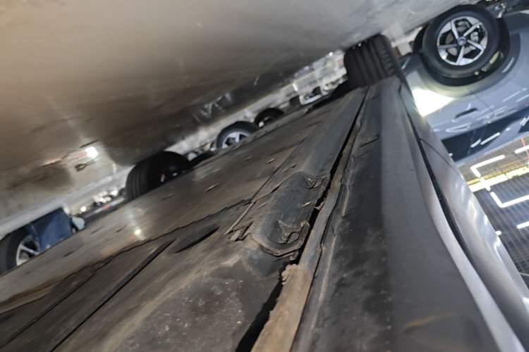 Used Volkswagen ID.4 X 2025 Smart Version Pure & Intelligent Enjoyment Edition Left Side Sill