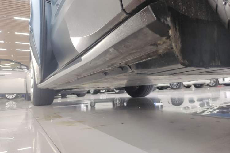 Used Volkswagen ID.4 X 2025 Smart Version Pure & Intelligent Enjoyment Edition Left Side Sill