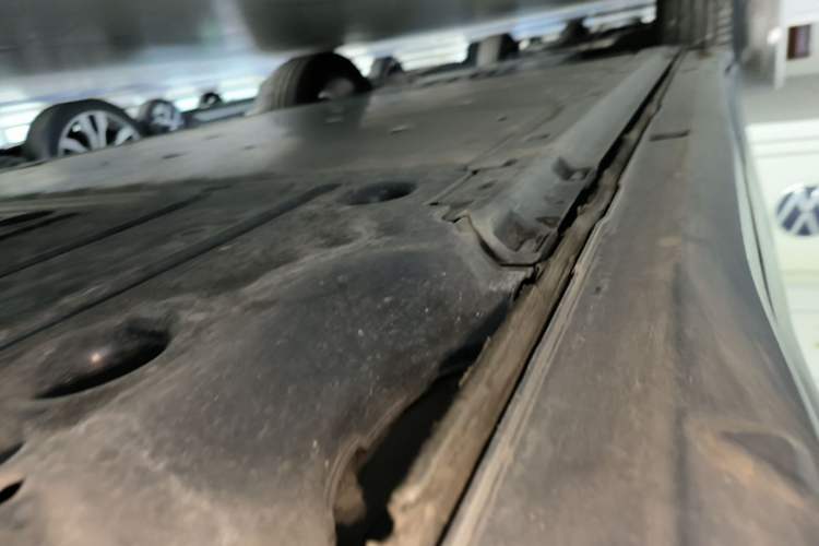 Used Volkswagen ID.4 X 2025 Smart Version Pure & Intelligent Enjoyment Edition Left Side Sill