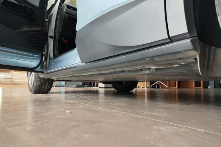Used Volkswagen ID.4 X 2025 Smart Version Pure & Intelligent Enjoyment Edition Left Side Sill