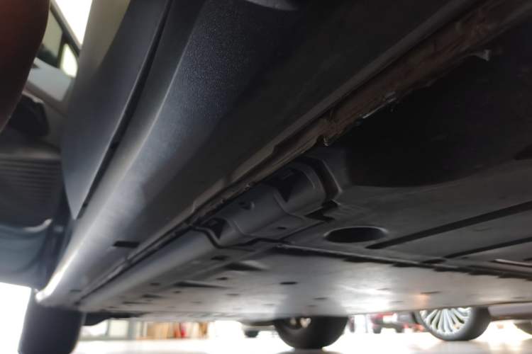 Used Volkswagen ID.4 X 2025 Smart Version Pure & Intelligent Enjoyment Edition Left Side Sill