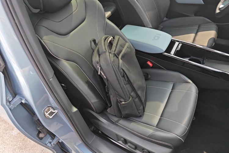 Used Volkswagen ID.4 X 2025 Smart Version Pure & Intelligent Enjoyment Edition Right Front Seat