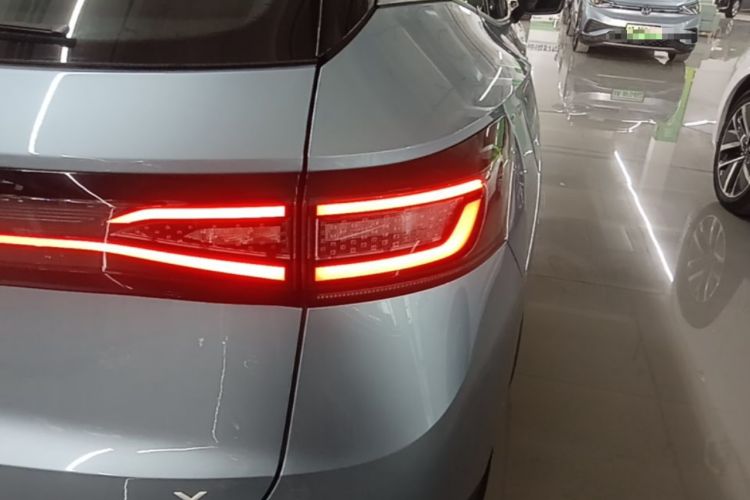 Used Volkswagen ID.4 X 2025 Smart Version Pure & Intelligent Enjoyment Edition Right Rear Taillight