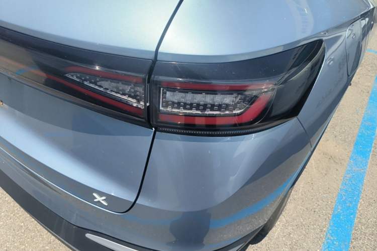 Used Volkswagen ID.4 X 2025 Smart Version Pure & Intelligent Enjoyment Edition Right Rear Taillight