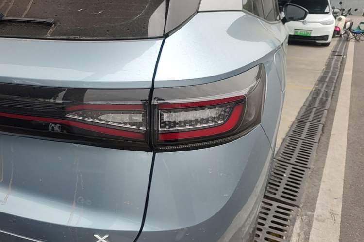 Used Volkswagen ID.4 X 2025 Smart Version Pure & Intelligent Enjoyment Edition Right Rear Taillight