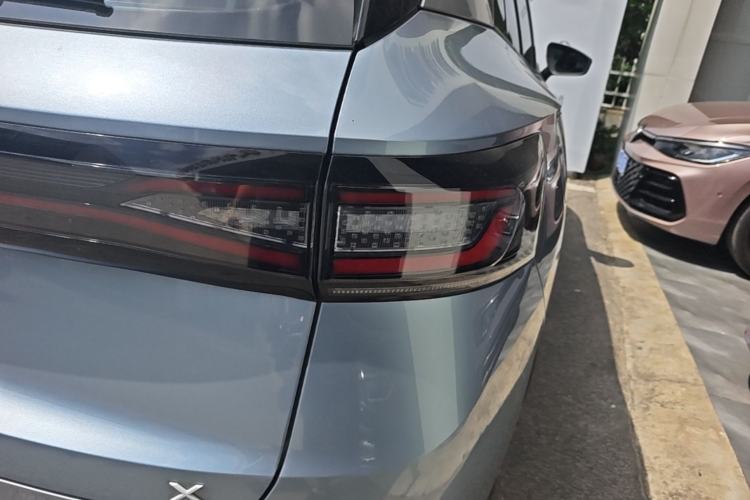 Used Volkswagen ID.4 X 2025 Smart Version Pure & Intelligent Enjoyment Edition Right Rear Taillight