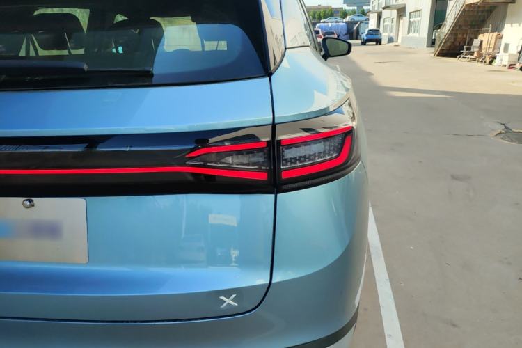Used Volkswagen ID.4 X 2025 Smart Version Pure & Intelligent Enjoyment Edition Right Rear Taillight