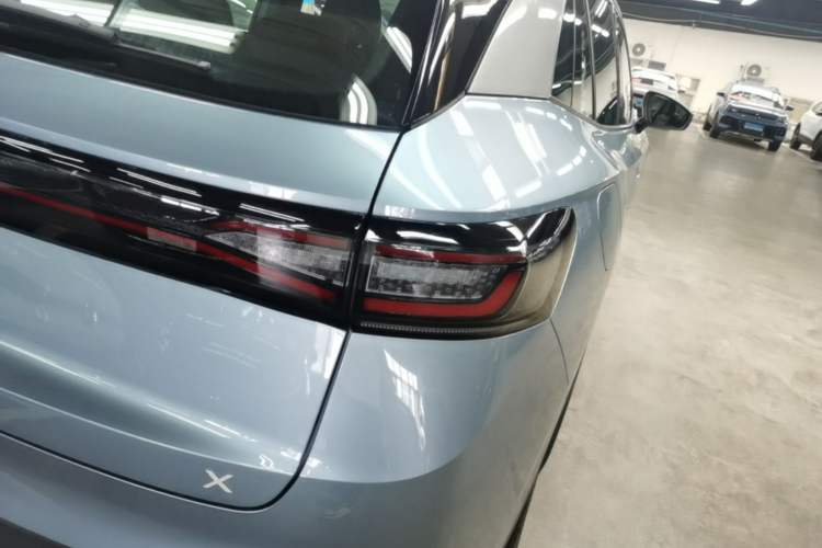 Used Volkswagen ID.4 X 2025 Smart Version Pure & Intelligent Enjoyment Edition Right Rear Taillight