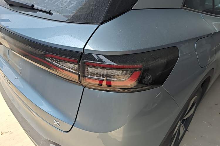 Used Volkswagen ID.4 X 2025 Smart Version Pure & Intelligent Enjoyment Edition Right Rear Taillight
