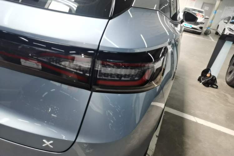 Used Volkswagen ID.4 X 2025 Smart Version Pure & Intelligent Enjoyment Edition Right Rear Taillight