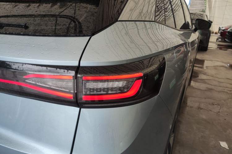 Used Volkswagen ID.4 X 2025 Smart Version Pure & Intelligent Enjoyment Edition Right Rear Taillight