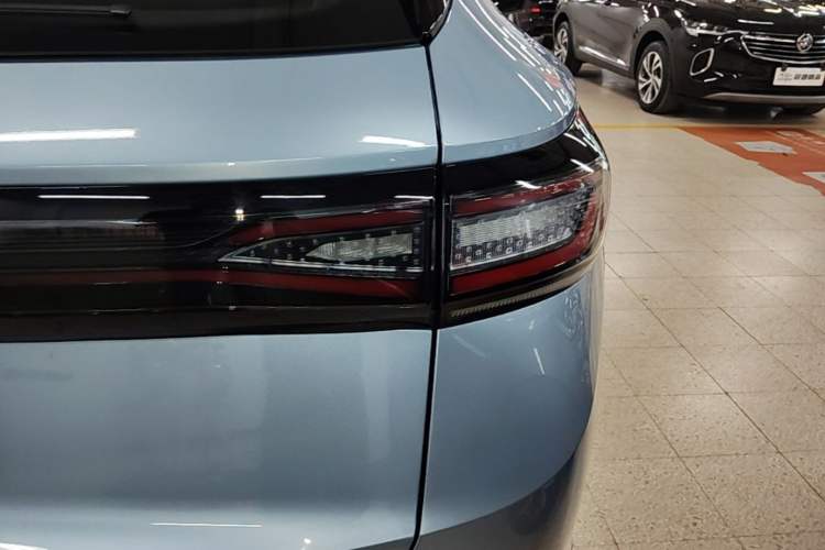 Used Volkswagen ID.4 X 2025 Smart Version Pure & Intelligent Enjoyment Edition Right Rear Taillight