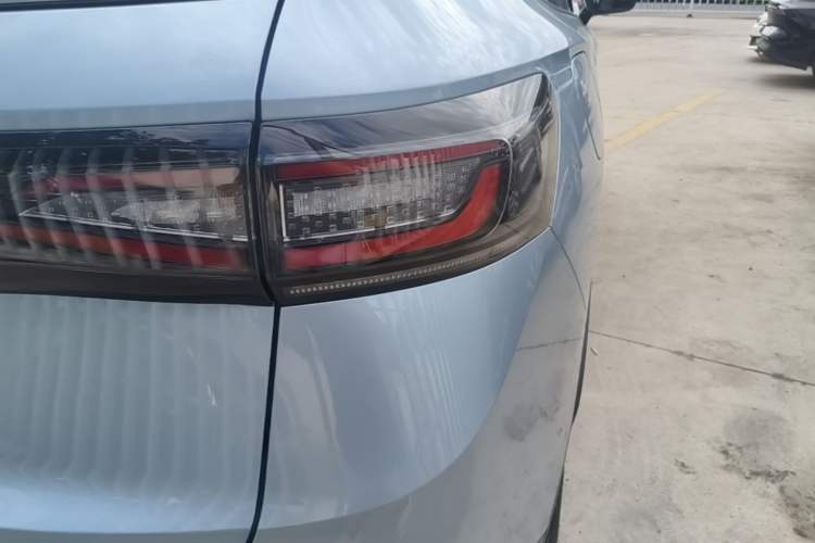 Used Volkswagen ID.4 X 2025 Smart Version Pure & Intelligent Enjoyment Edition Right Rear Taillight