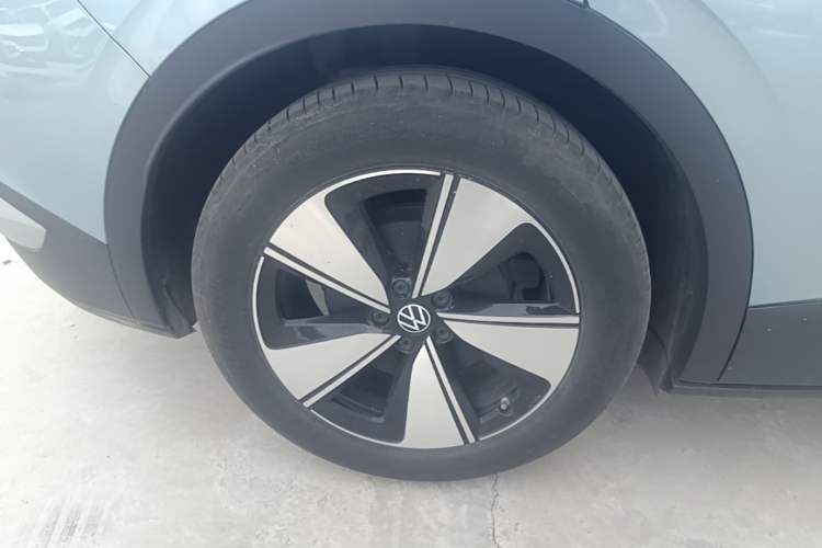 Used Volkswagen ID.4 X 2025 Smart Version Pure & Intelligent Enjoyment Edition Right Rear Wheel Hub