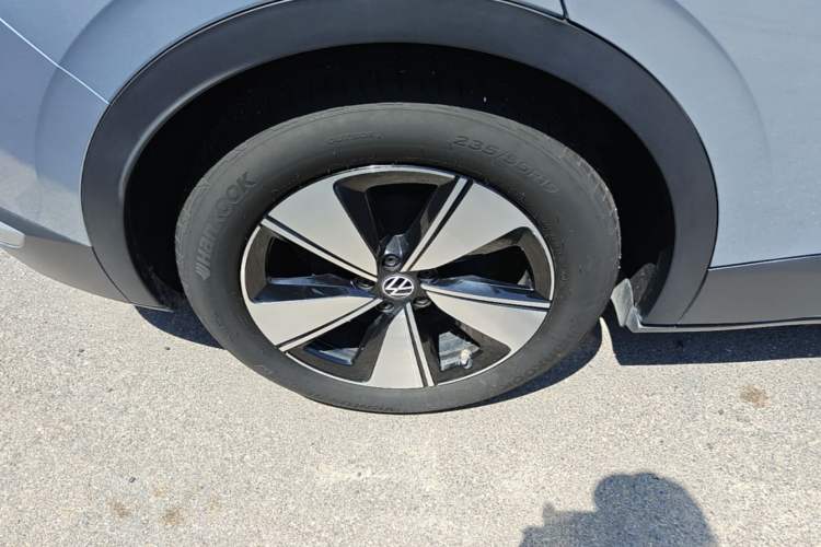 Used Volkswagen ID.4 X 2025 Revised Version Smart Edition Purely Intelligent Enjoyment Version Right Rear Wheel Hub