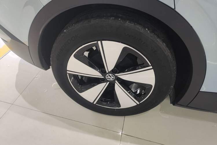 Used Volkswagen ID.4 X 2025 Smart Version Pure & Intelligent Enjoyment Edition Right Rear Wheel Hub