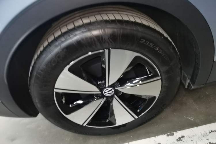 Used Volkswagen ID.4 X 2025 Smart Version Pure & Intelligent Enjoyment Edition Right Rear Wheel Hub