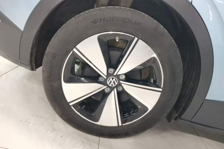Used Volkswagen ID.4 X 2025 Smart Version Pure & Intelligent Enjoyment Edition Right Rear Wheel Hub
