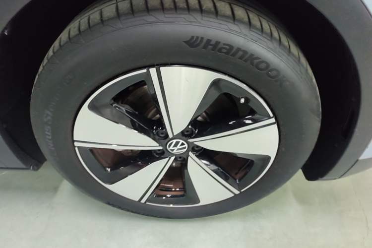 Used Volkswagen ID.4 X 2025 Smart Version Pure & Intelligent Enjoyment Edition Right Rear Wheel Hub